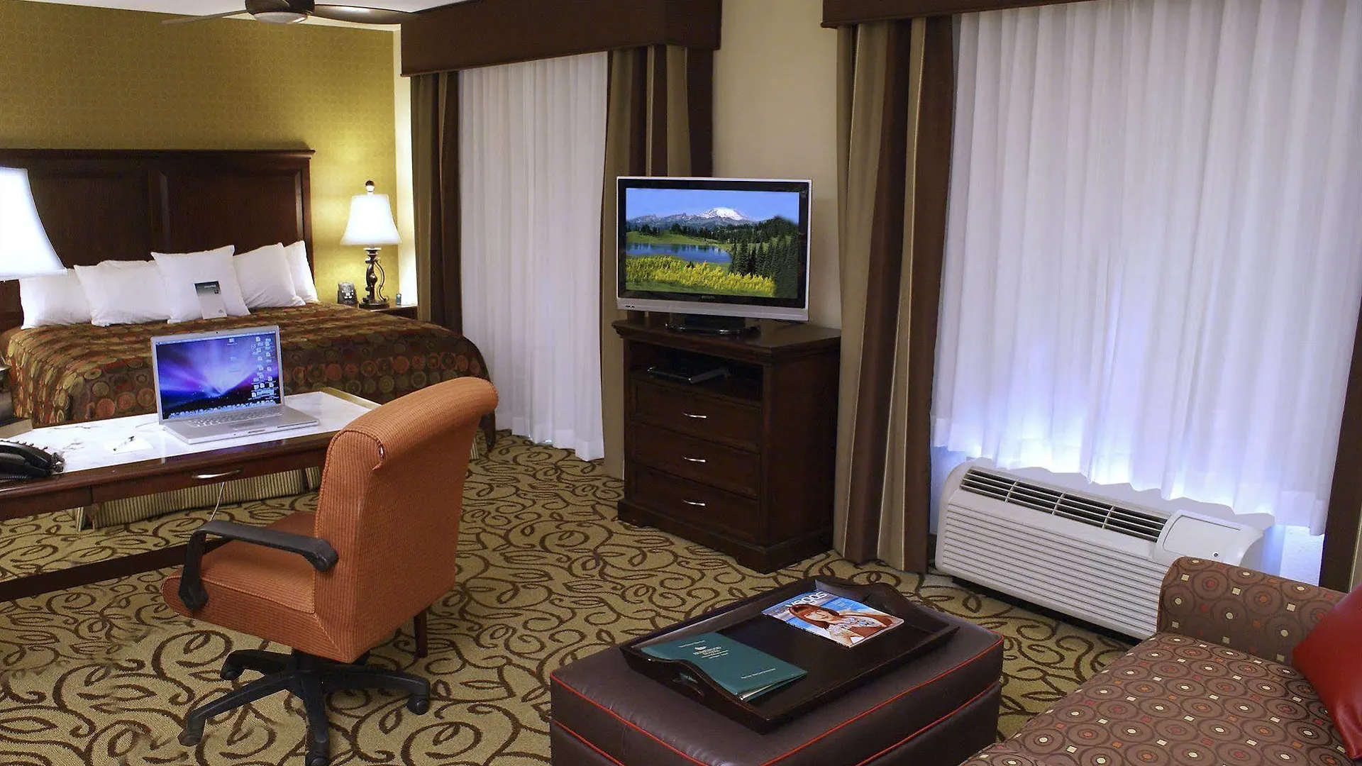 Homewood Suites By Hilton Las Vegas Airport Hotel